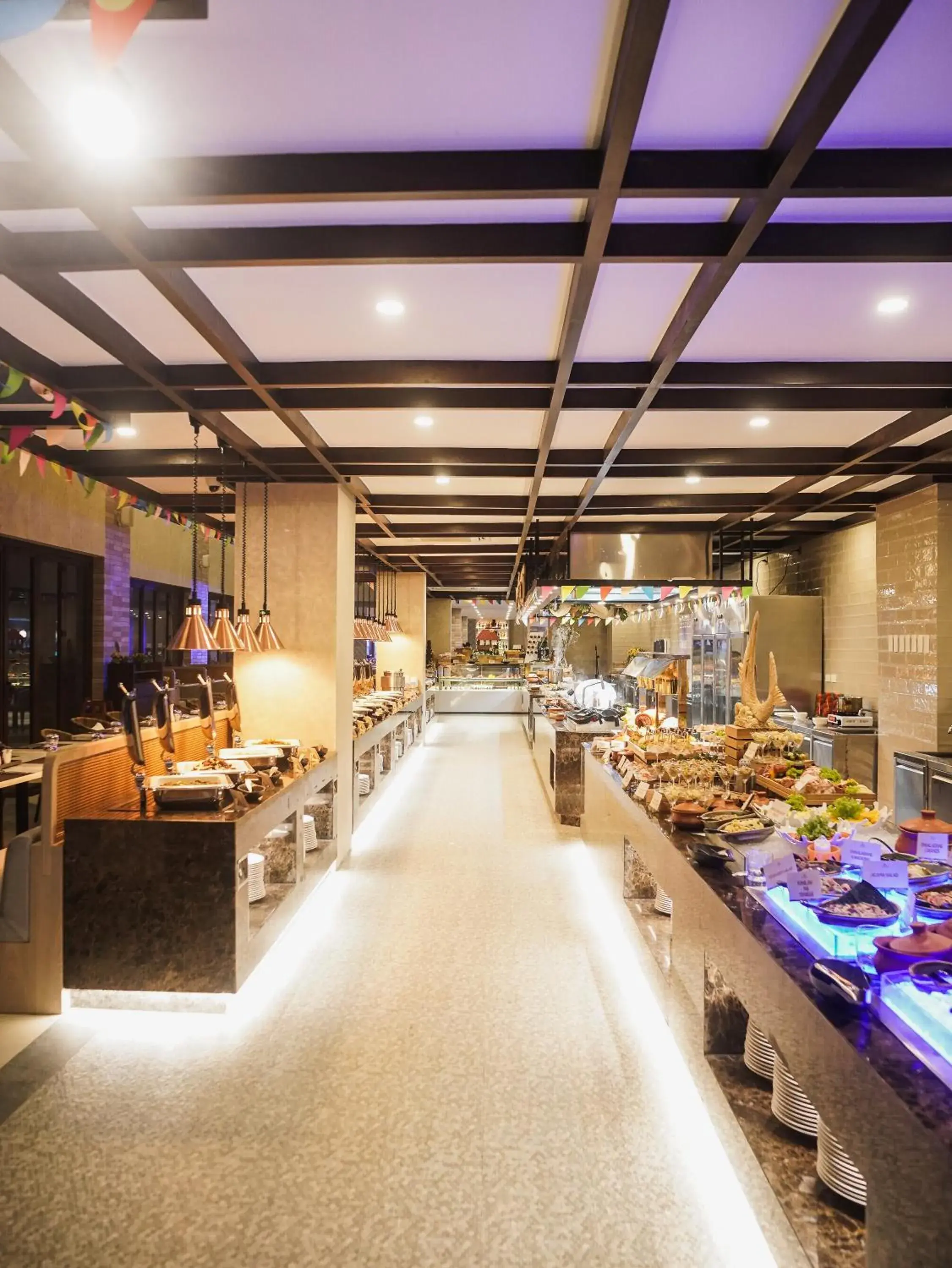 Restaurant/places to eat in Mandarin Bay Resort and Spa